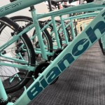 入荷速報】超人気のBIANCHIのクロスバイクがドカンと再入荷！GWに