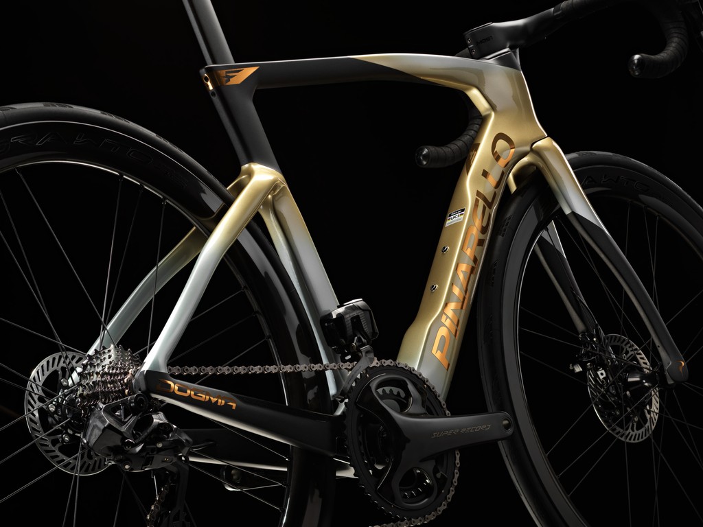 P27_DOGMA F_J102_CAMPAGNOLO SUPER RECORD 2x13_CAMPAGNOLO BORA WTO 45 DB_PART04_1024x768 (1)