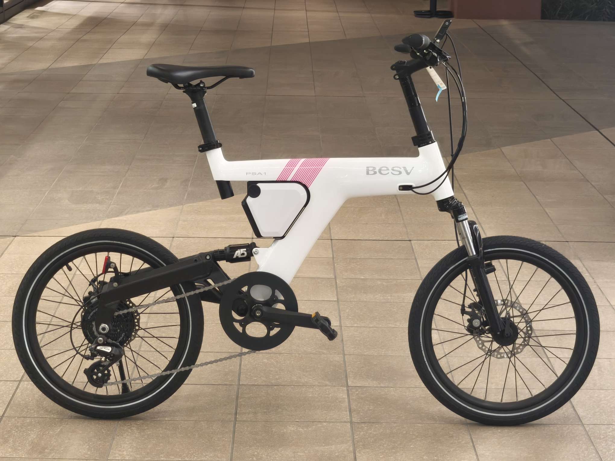 Compress_20251228_175805_5060