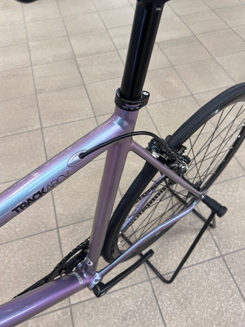 4e64b640-22f3-487d-bdcc-7527a8700d90