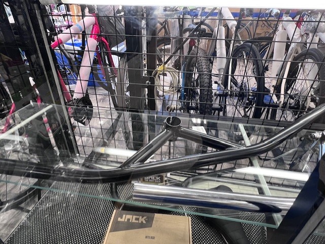 6090bd44-fff1-4c4c-8b24-466f04a42048