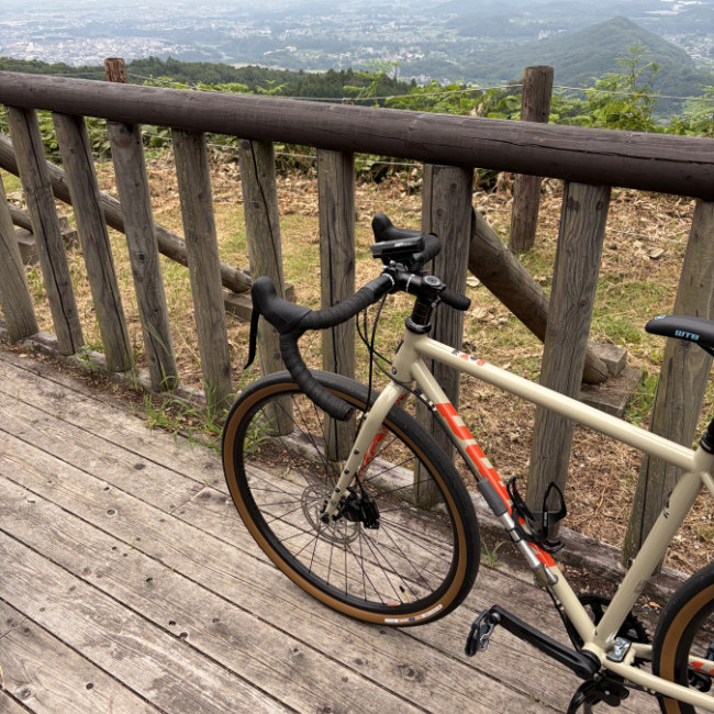 KONA ROVE 中間平