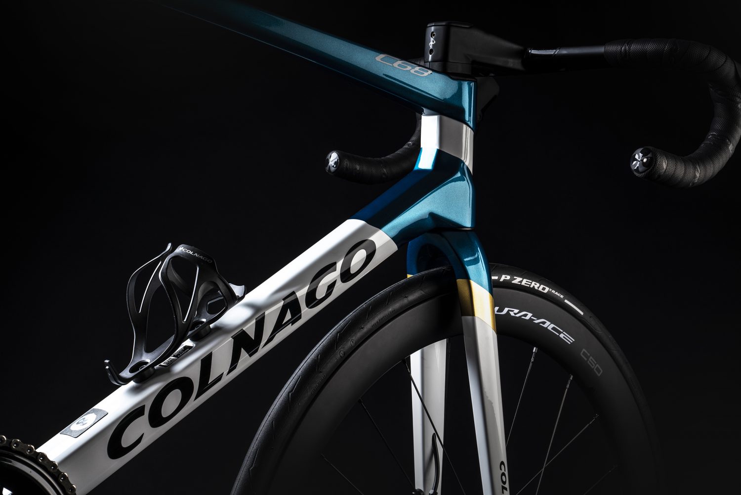 COLNAGO-C68-FONDO-NERO-58-1500x1001