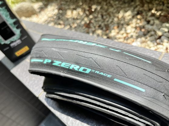 ビアンキの車体にマッチするタイヤあり〼。 | 京都でスポーツ自転車を