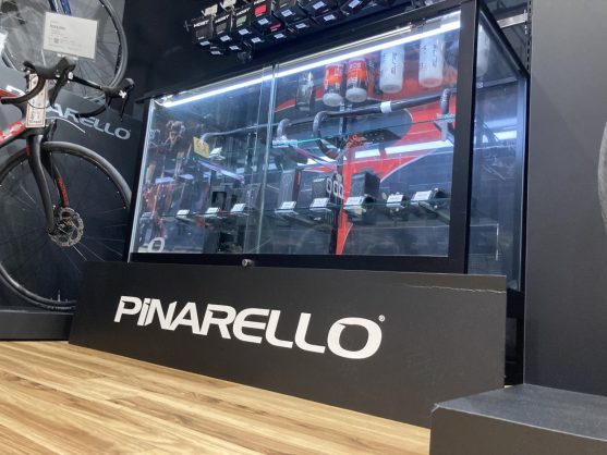 PINARELLO】すごいのは車体だけじゃない⁉ピナレロルームのハンドル周辺