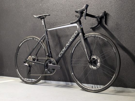 COLNAGO】在庫は残り一台！大人気のオリジナルハイエンドモデルです！ | 京都でスポーツ自転車をお探しならY's Road 京都店