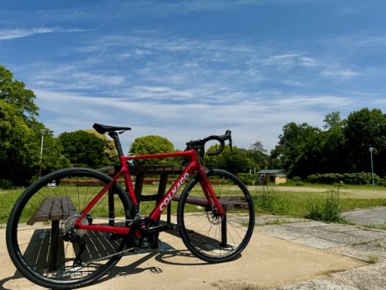 【COLNAGO】登りが苦手だからこその登りでのインプレッション、果たしてその性能は如何に！？ | 京都でスポーツ自転車をお探しならY's Road 京都店