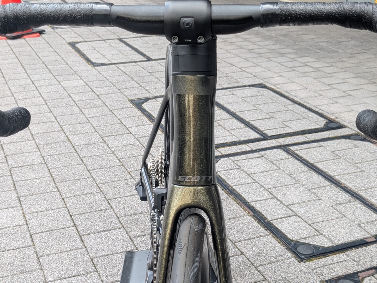 PXL_20250815_042856937