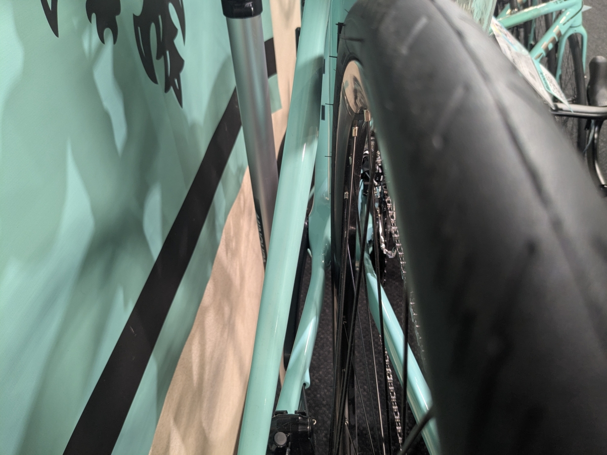 PXL_20251015_044342406