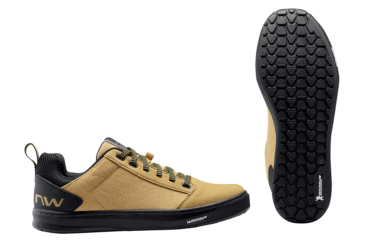 TailWhip_80223020_18