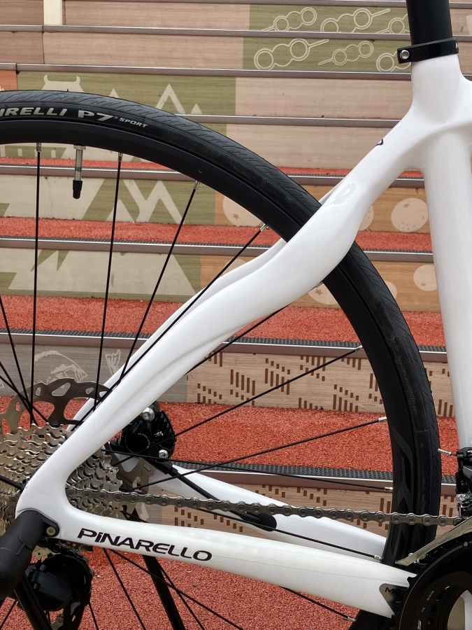 【冬前セール】PINARELLO ロードバイク 【北海道 手渡し可】 冬前セール】PINARELLO ロードバイク 【北海道 手渡し可】