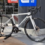 【BIANCHI】アルミロードバイクからの乗り換えはコレで決まり！値段も性能も良好！（スプリントディスク） | Y's Road 松山店エミフルMASAKI