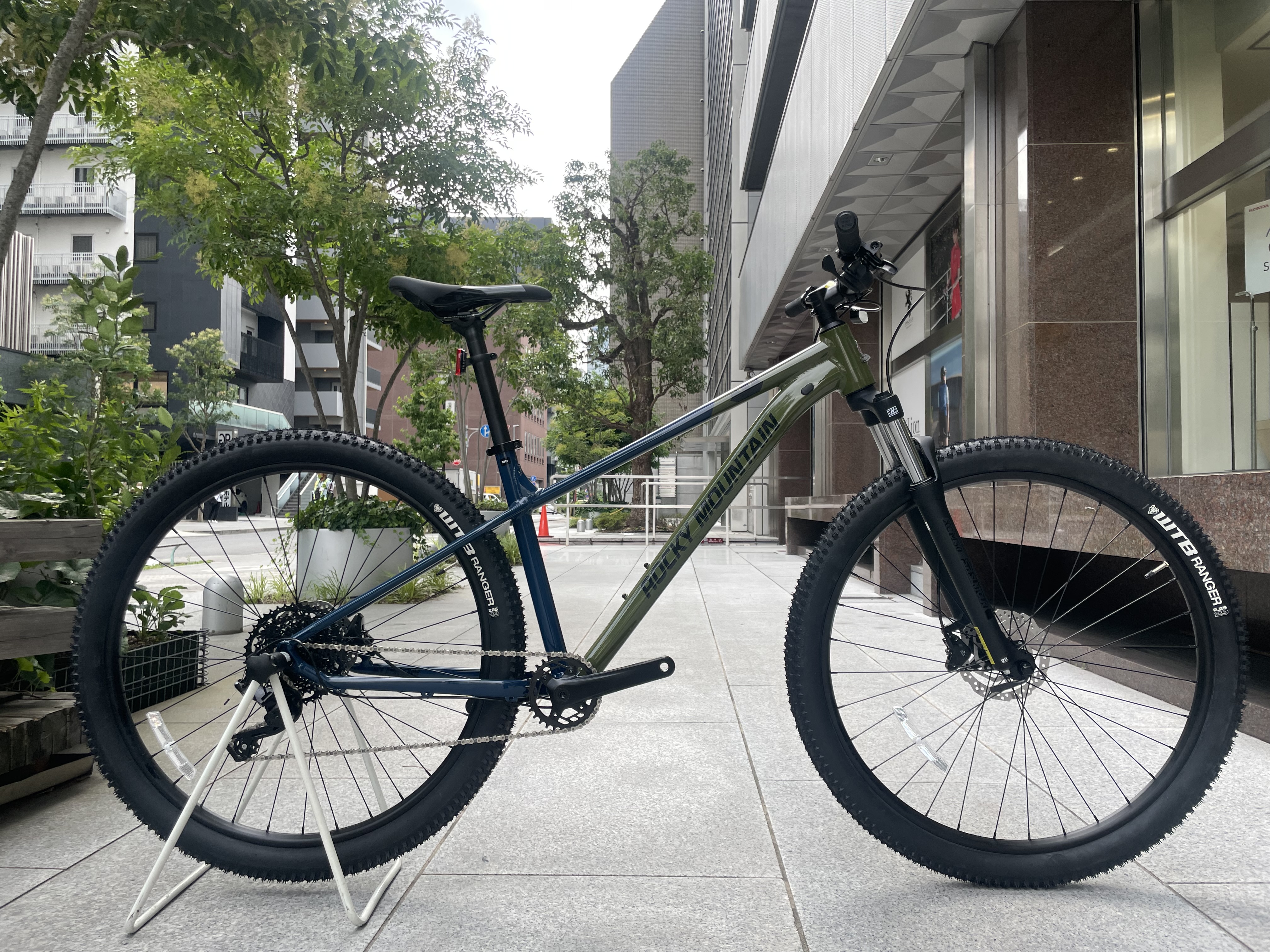 ROCKY MOUNTAIN FUSION 10