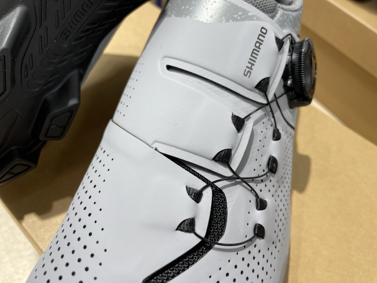 モデルチェンジしたXC302ってどんな感じ？新作シューズの紹介