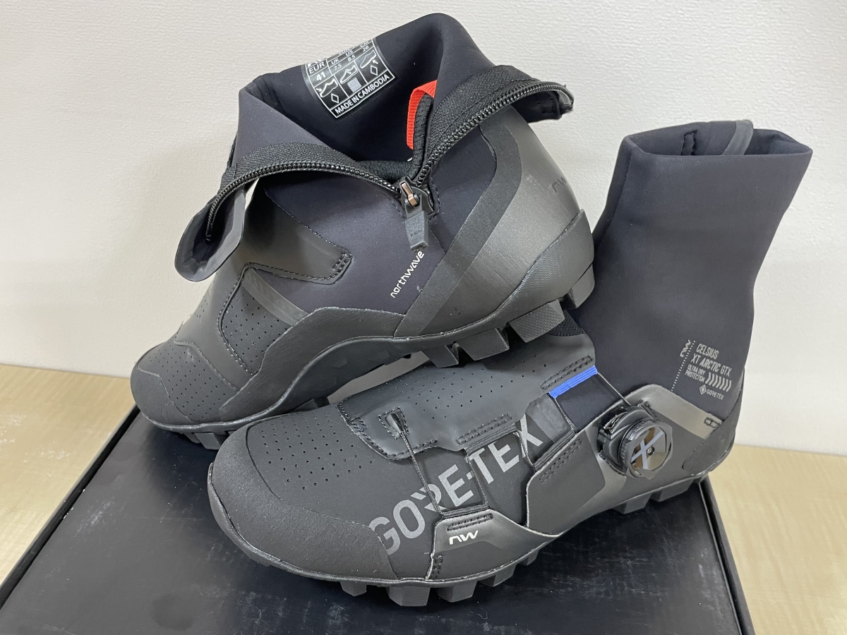 NORTHWAVE FLAGSHIP R GTX EXTREME CELSIUS ARCTIC XC KINGROCK PLUS ウィンターシューズ フィジーク 末端冷え性 サイクリング ビンディングシューズ 対策 最強 XT