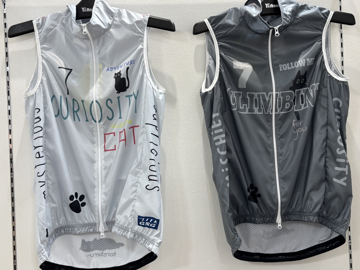 7ITA CURIOSITY CAT GILET HILLCLIME