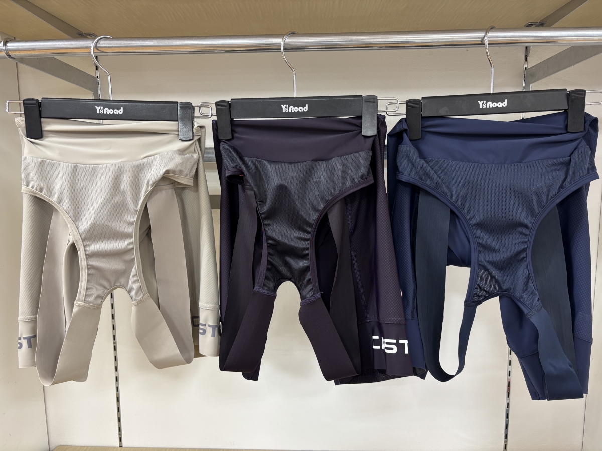KISS AIR ２ PAD CASTELLI COMPETIZIONE 2 KIT BIBSHORTS カラーパンツ CLAY