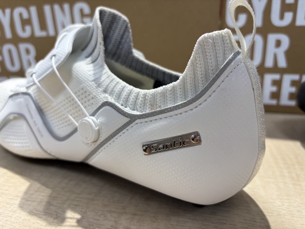SANTIC Lu Tuo ビンディングシューズ 安い ロングライド ブルベ おすすめ