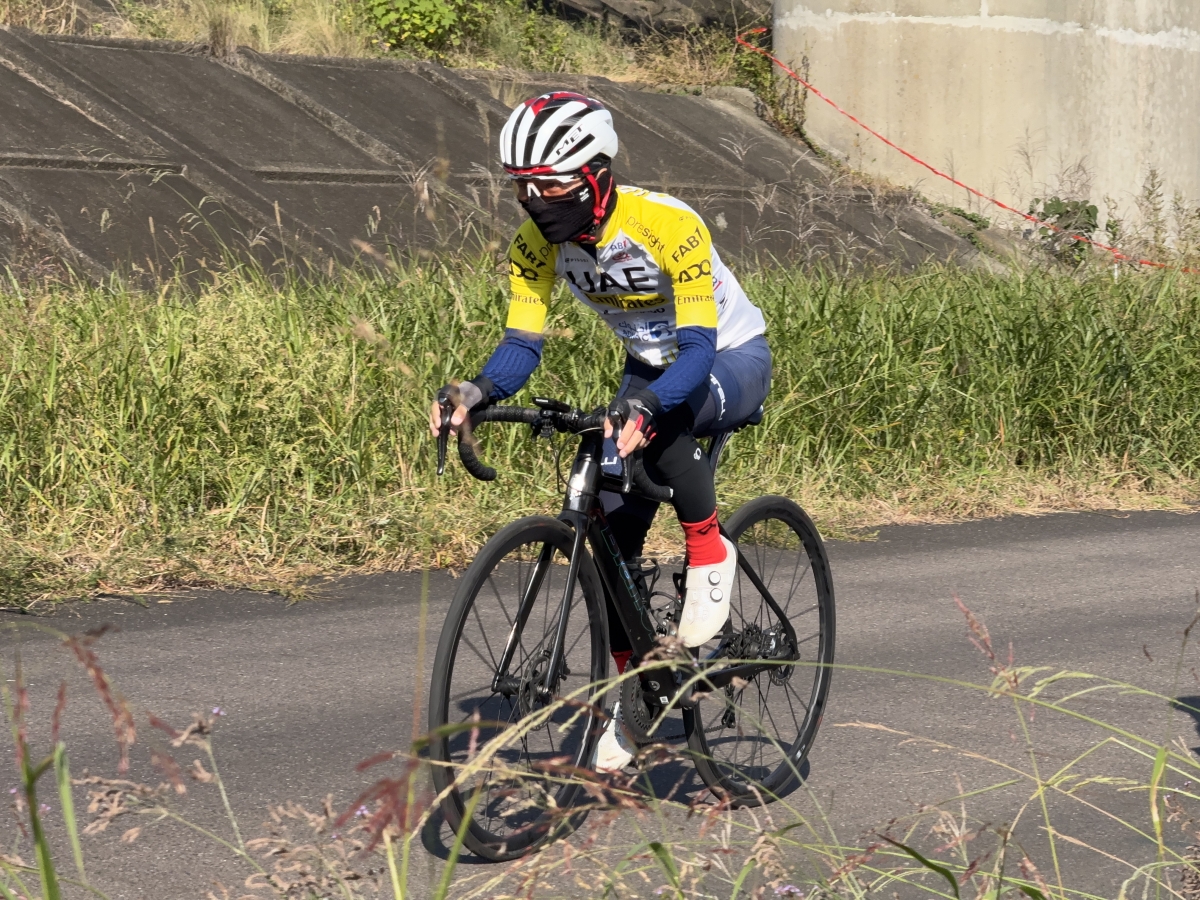 平田クリテリウム 2026年10月18日 C4 MET TRENTA 3K CARBON UAE TEAM SCICON AEROSHADE2.0 WC PISSEI BIANCHI