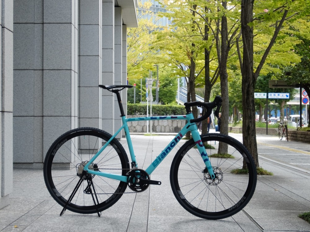 決算セールの実は目玉！いまこそ選ぶべきシクロクロスバイク！【BIANCHI】ZOLDER PRO GRX600 | 東海地区で自転車をお探しならY's  Road 名古屋本館