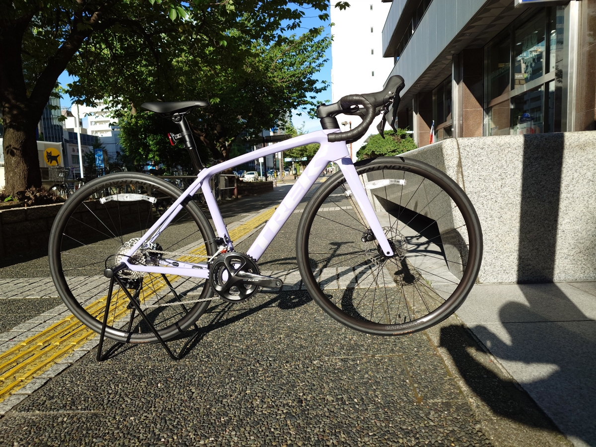 TREK 新発売!? いえ!!復活です!! 軽量バイクの雄 「EMONDA SL」が低