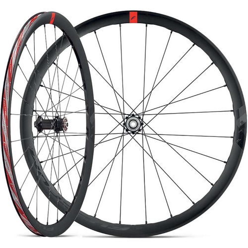 超美品 FULCRUM RACING418 DB(RACING 4同等品) FULCRUM 特価RACING 4 DB で超ハイコスパ軽量化!! 今がラスト