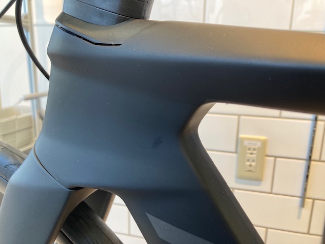 ヘッドチューブ裏