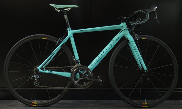 山岳向け軽量モデルとして誕生した2016年モデル