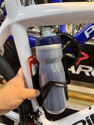 2e702039-e945-4a9f-89a6-c33b055023e2