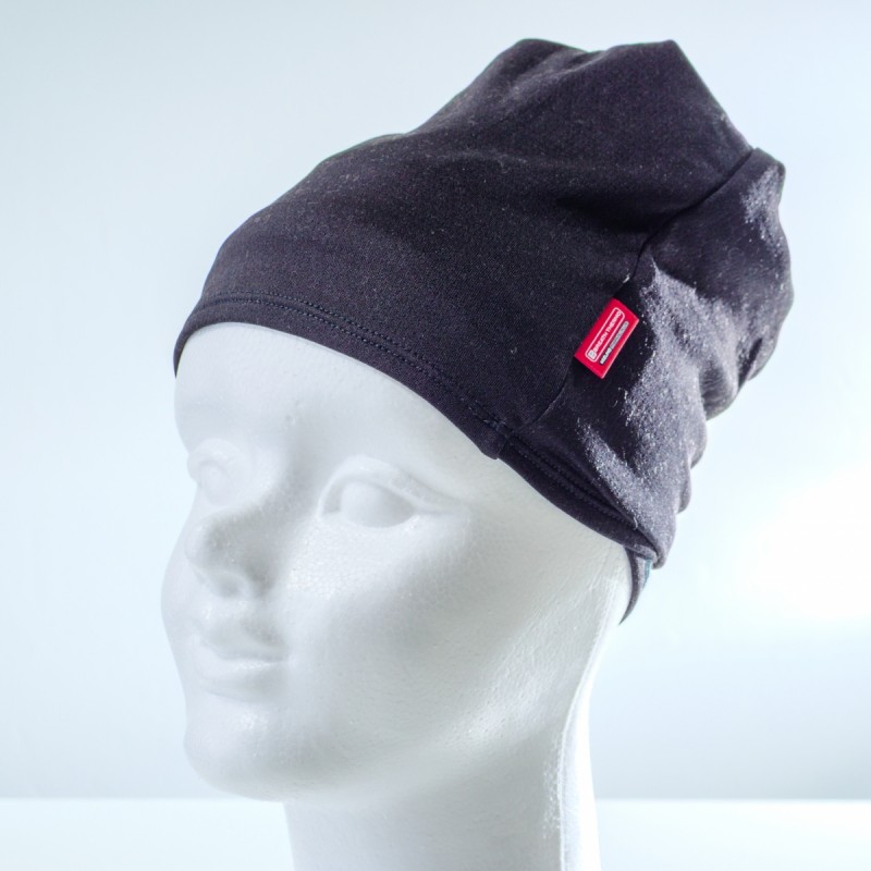 ④中央でひねってから二重にすることで、キャップにも変身