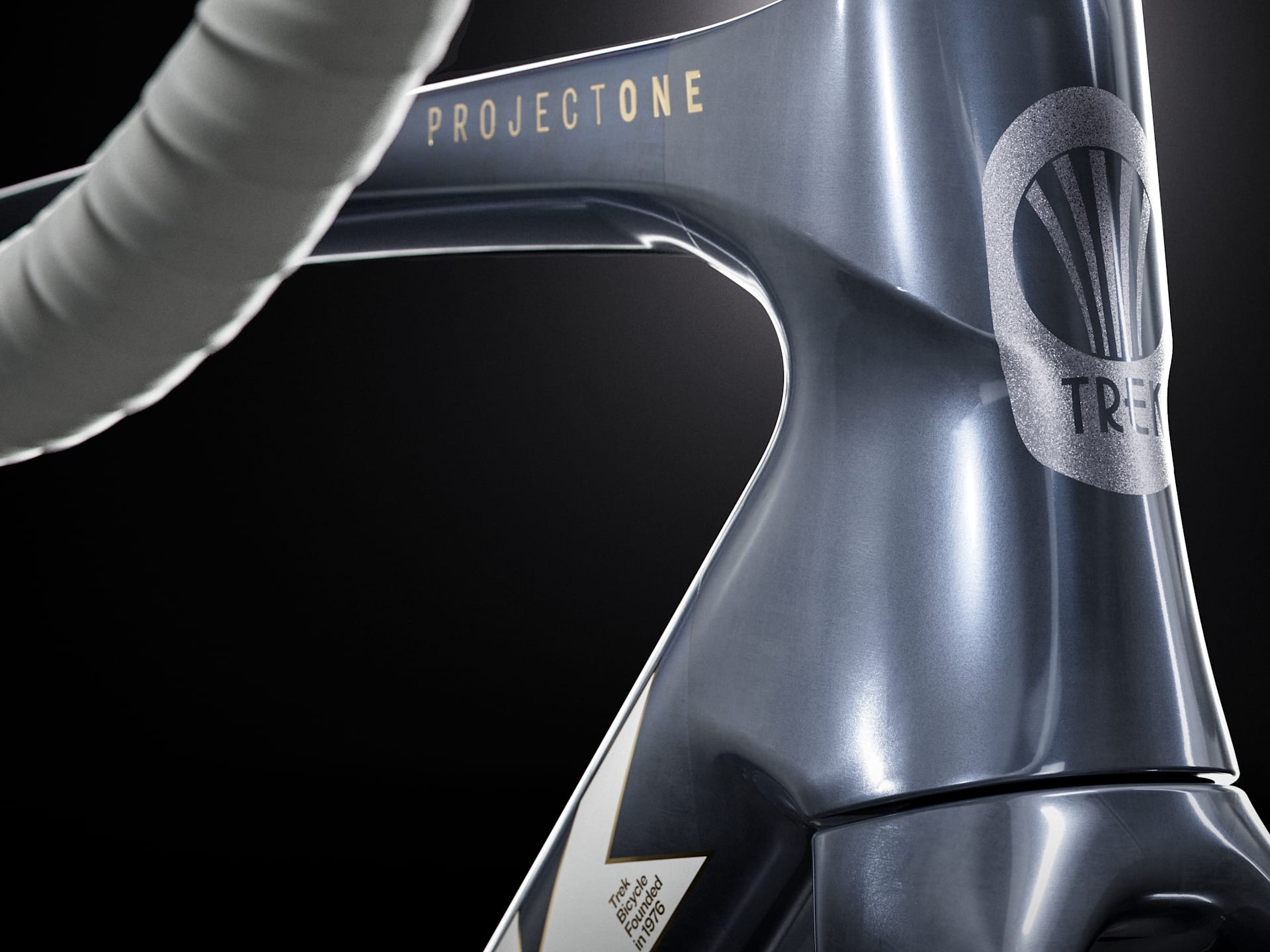 MadoneSLR9AXSNo76-27-81696-A-Alt (2)