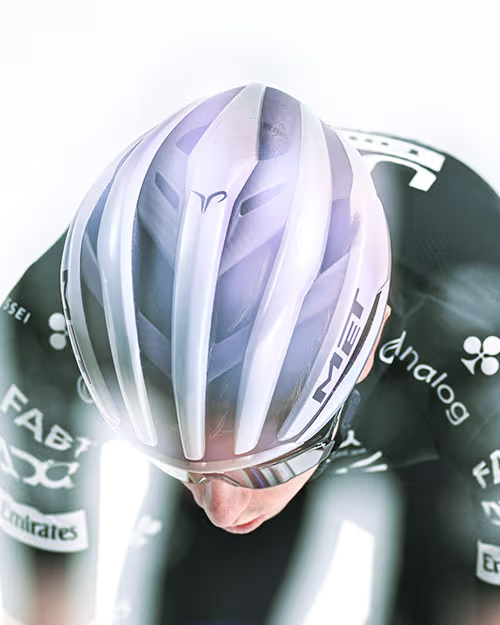 met-helmets-tadej-pogacar-limited-edition-blog-collage1-2