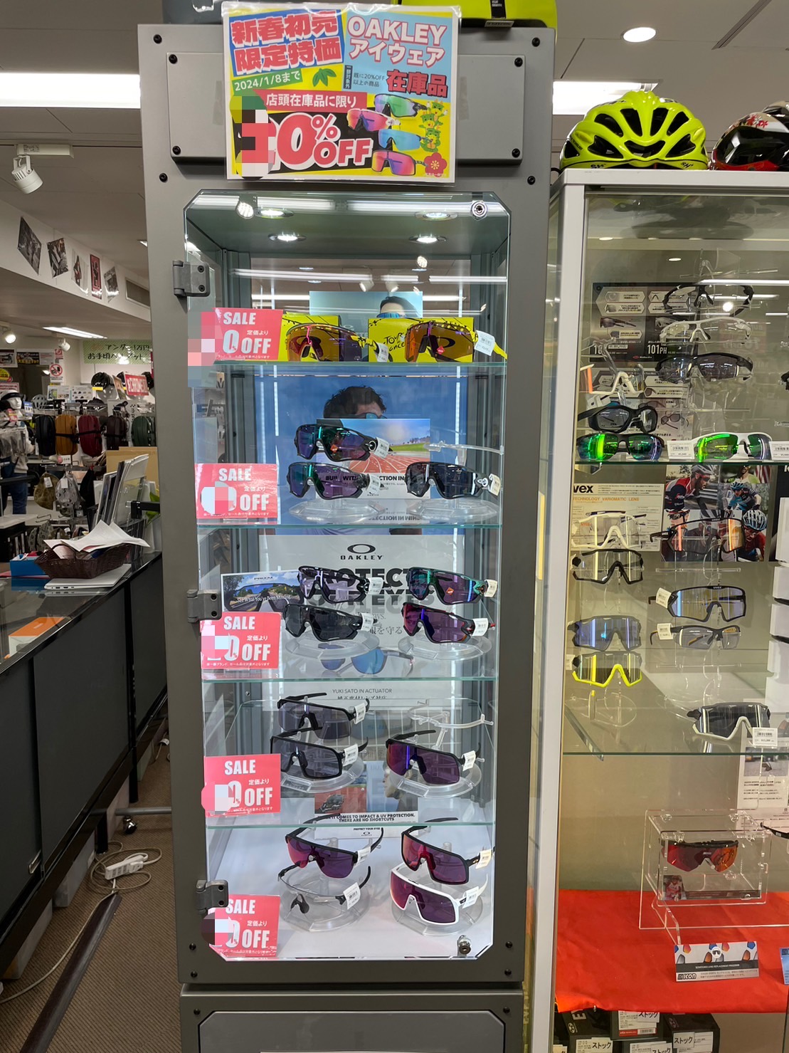 正規品販売中 ☆OAKLEY☆サングラス☆ショーケース - 小物