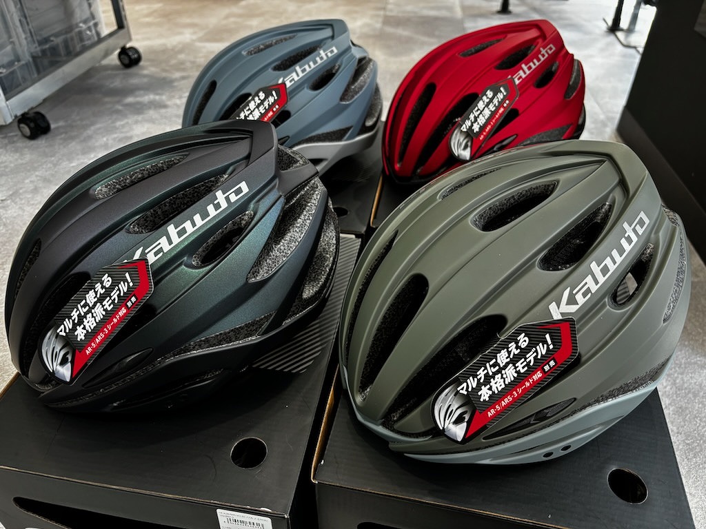 OGK/KABUTO】人気ヘルメットREZZAの新色入荷しました！！ | サイクル 