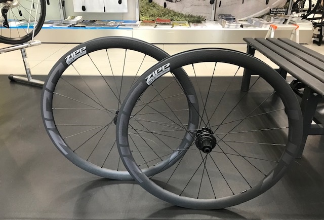 ZIPP】ホイールのアップグレードにZIPPが超オススメ！｜Y'sRoad PORTAL