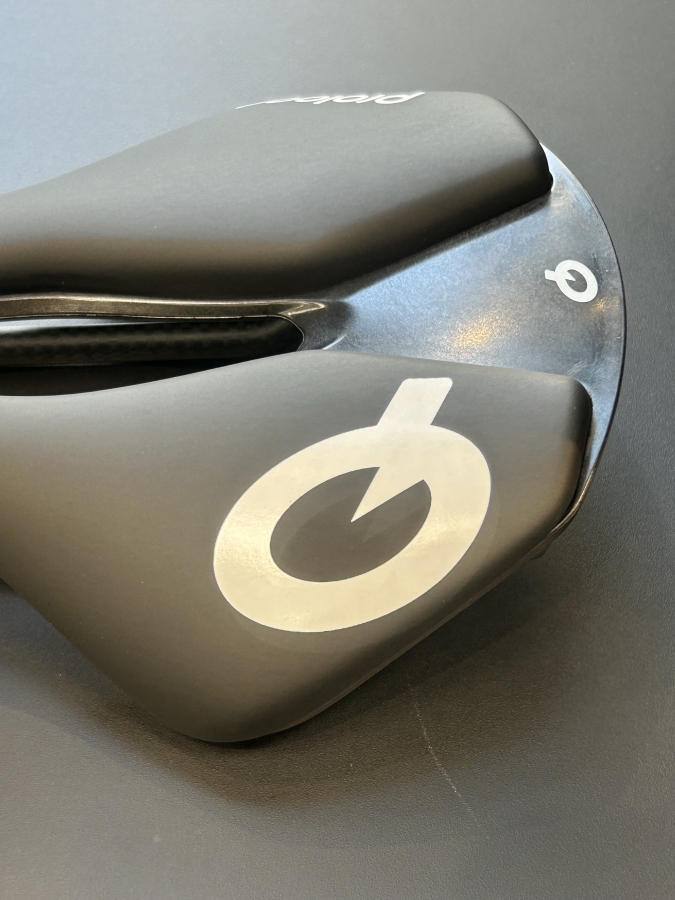 【限定商品！】Prolog(プロロゴ)限定サドルが大阪本館に上陸致しました！ | 大阪で自転車をお探しならY's Road 大阪本館