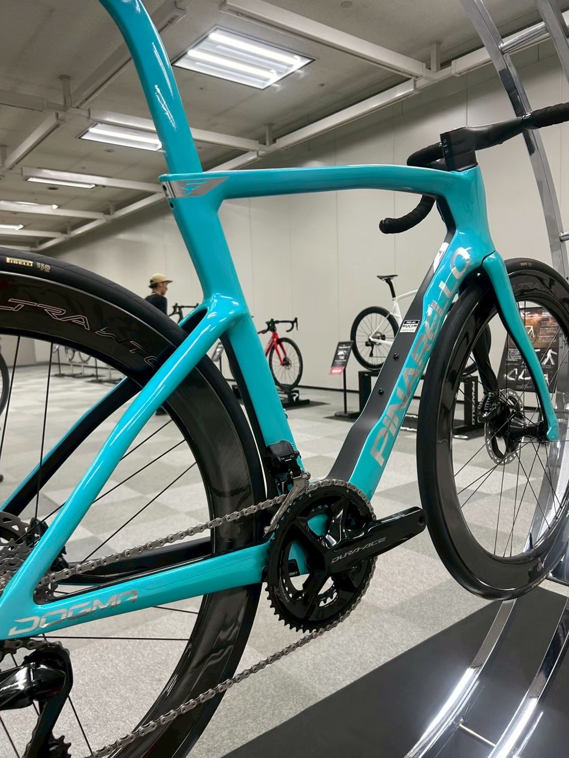 3DB7FBD8-348A-4ECD-8070-A22800B810A1