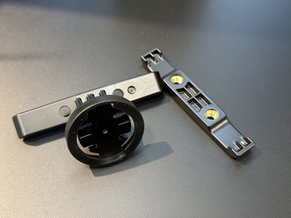 話題の小型の！！ライト付きリアビューレーダー入荷です。【iGPSPORT】 | 大阪で自転車をお探しならY's Road 大阪本館