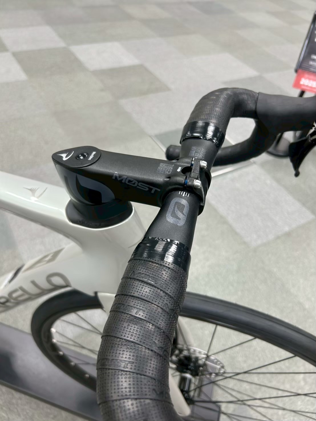 185C20A1-429F-46CE-B181-E3C39991493A