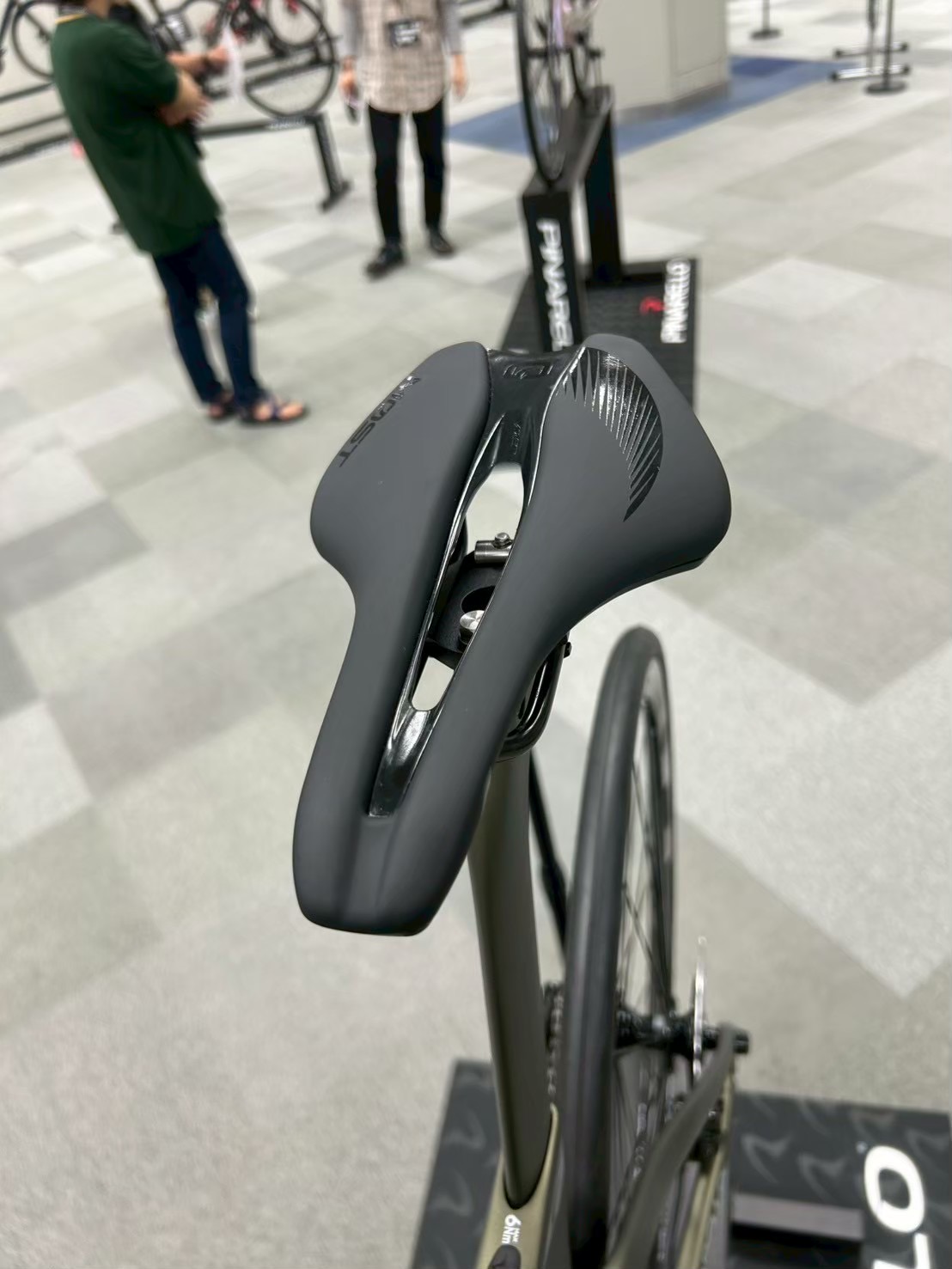 63F8FC11-90A7-4364-970E-2BF43676EC8B