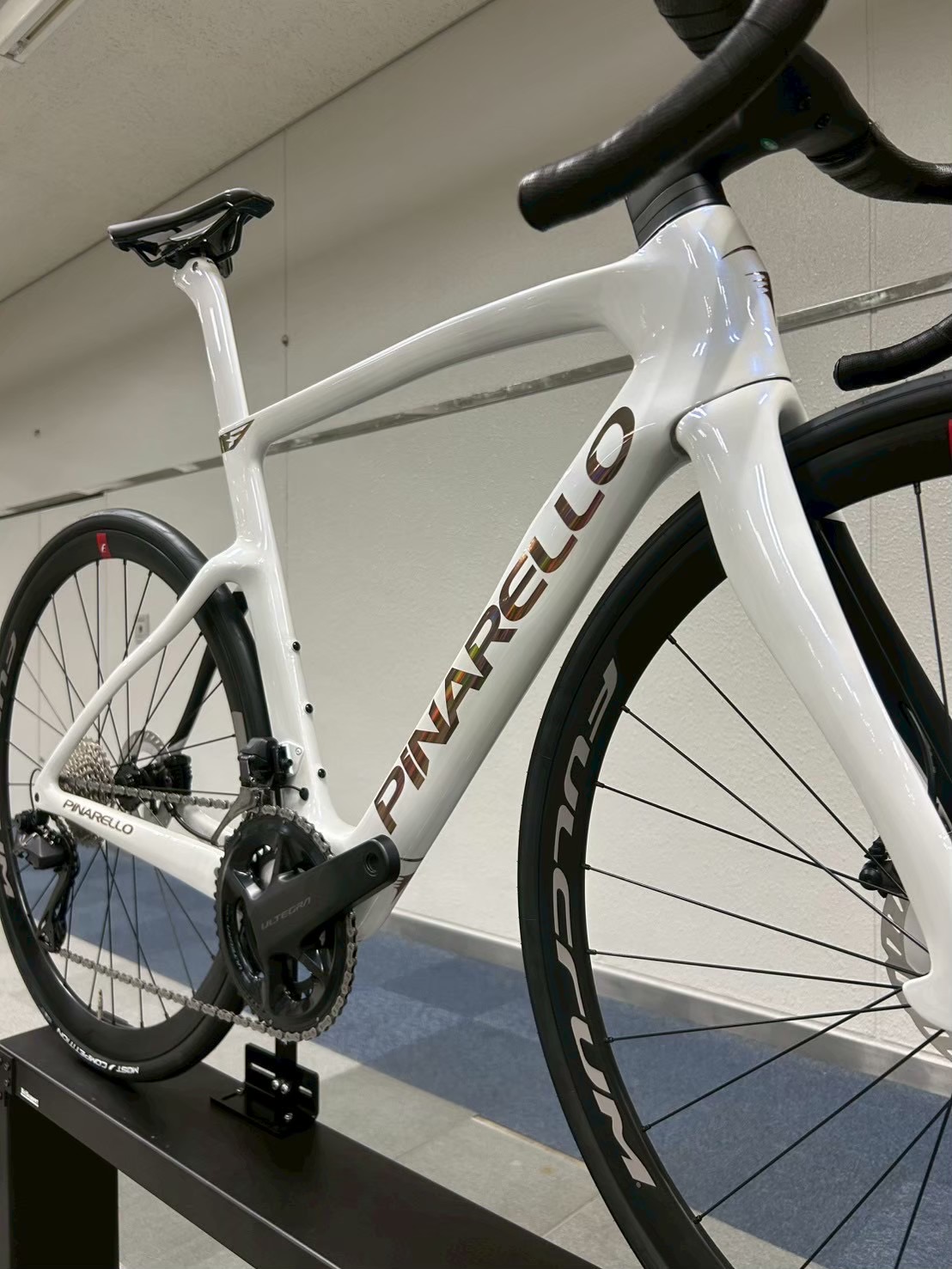 6E9E9845-5E58-45EB-9E90-F992A490A9B3