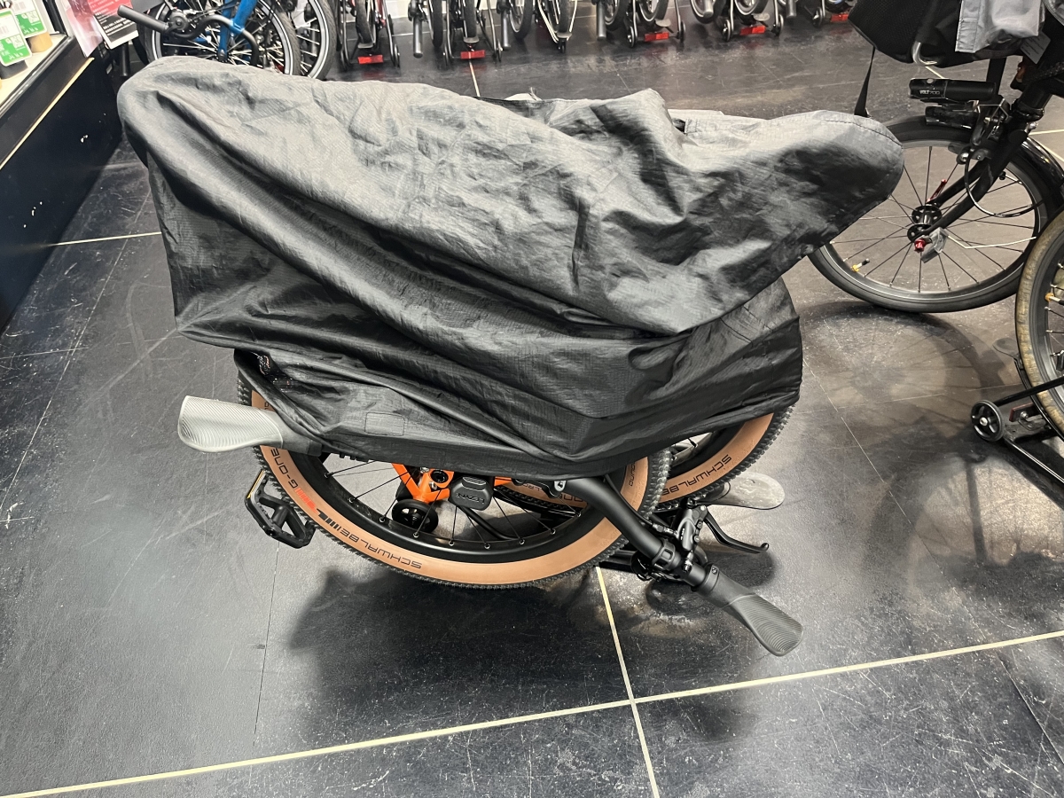 T-LINEと購入を迷いそうな、新たなモンスターの誕生か！？G-LINE試乗できます！【BROMPTON】 | 大阪で自転車をお探しならY's Road 大阪本館