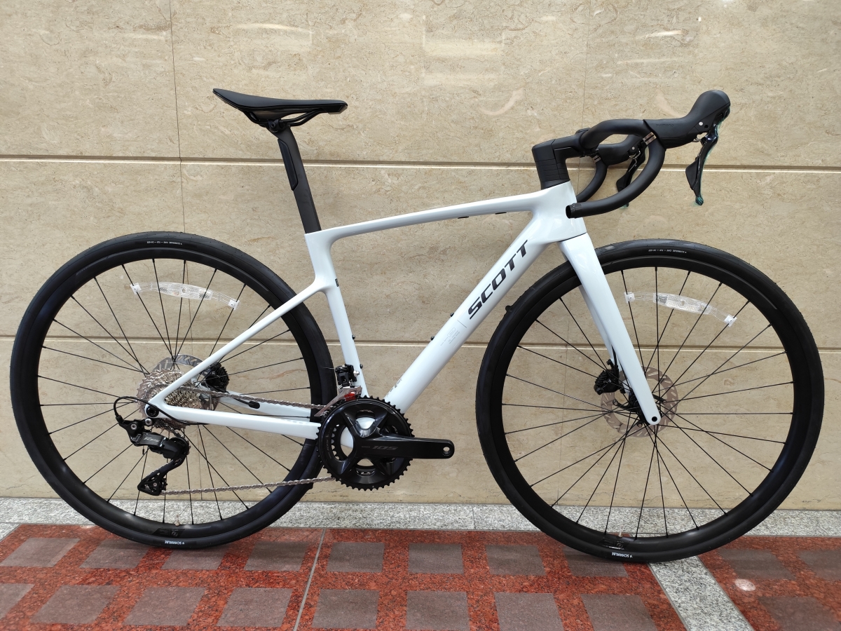 SCOTT】小さなサイズでもかっこいい、高スペックな