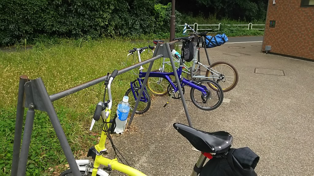 98908b17-cdc5-40b4-8f2c-7fbb9aa6d1ca