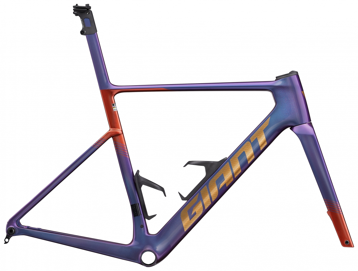 MY27_Propel_Advanced_SL-FF_Cyber_Sunset