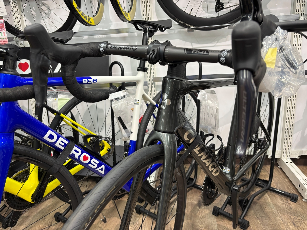 COLNAGO V4DISC ULTEGRA12
