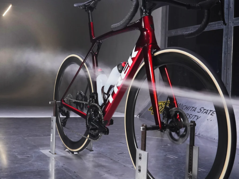 Madone、レース仕様のエアロロード - Trek Bikes - Trek Bikes (JP) - Google Chrome 2024_07_18 14_06_02