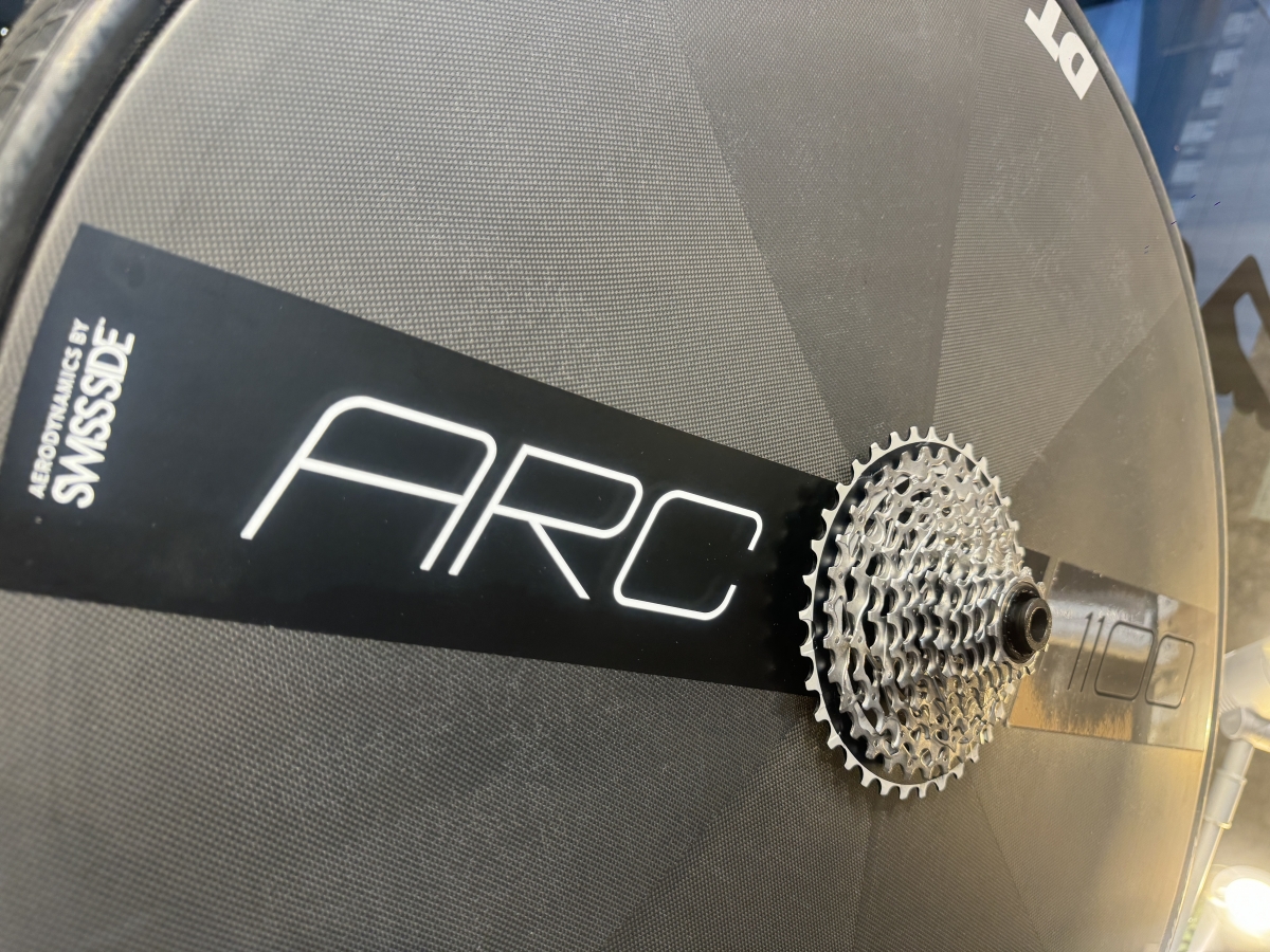 パーツ DTSWISS1600 パーツ DT SWISS PR 1600 SPLINE DB 32 DT Swiss PR 1600 SPLINE 32 rb