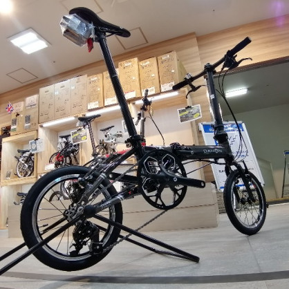 SALE!!】折畳み自転車で超軽量且つ3段変速搭載のDAHON: K3ガンメタ