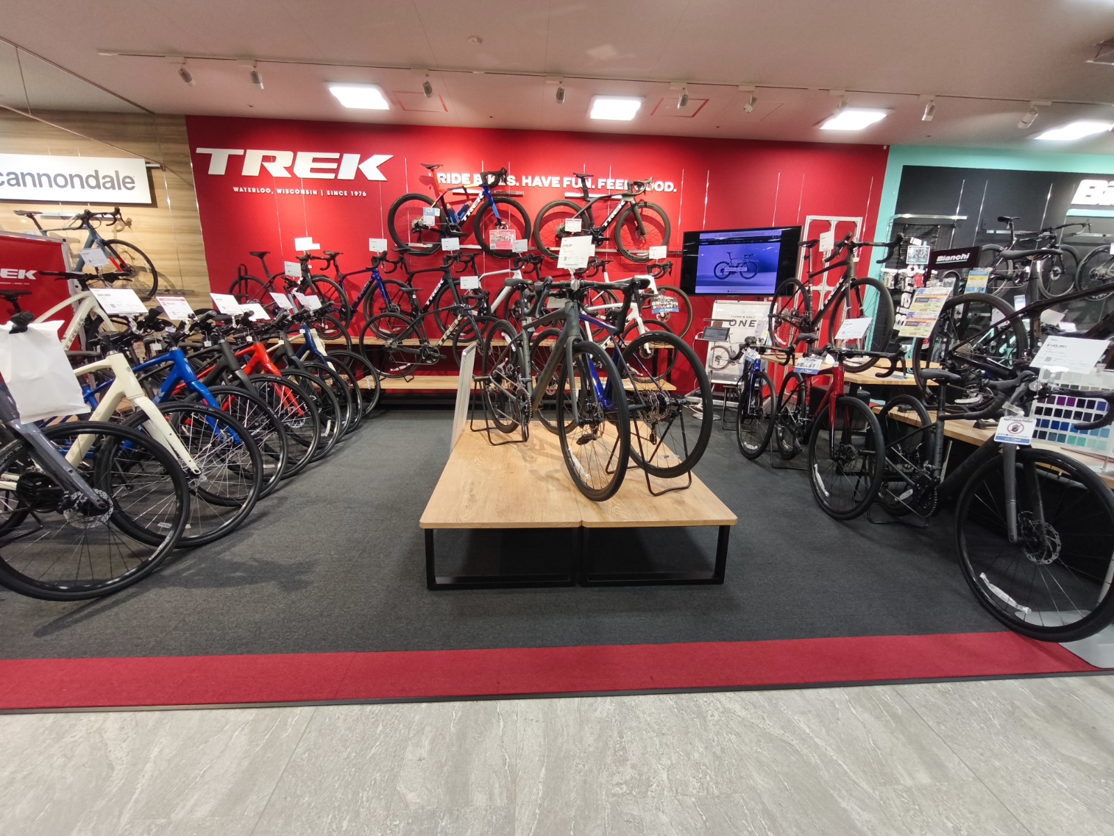 IMG_20250727_202315_copy_1600x1200